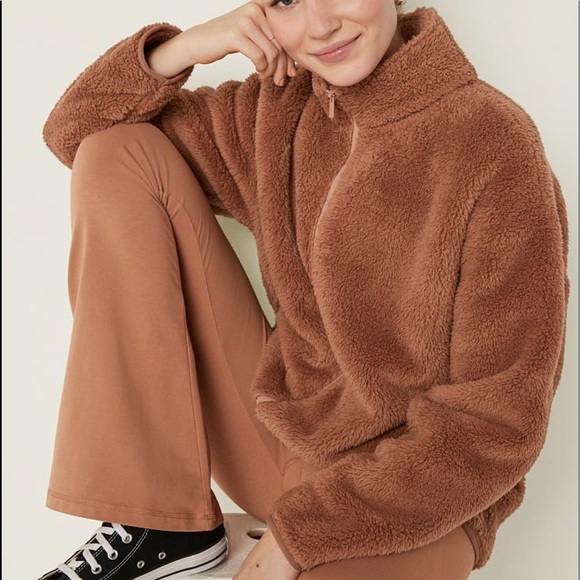 Vs pink lounge classic pant stucco beige teddy full zip jacket - Picture 2 of 12